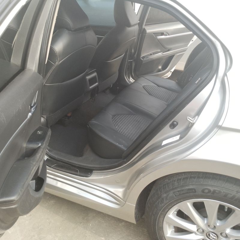 Thumbnail 5 of 2019 Toyota Camry Le